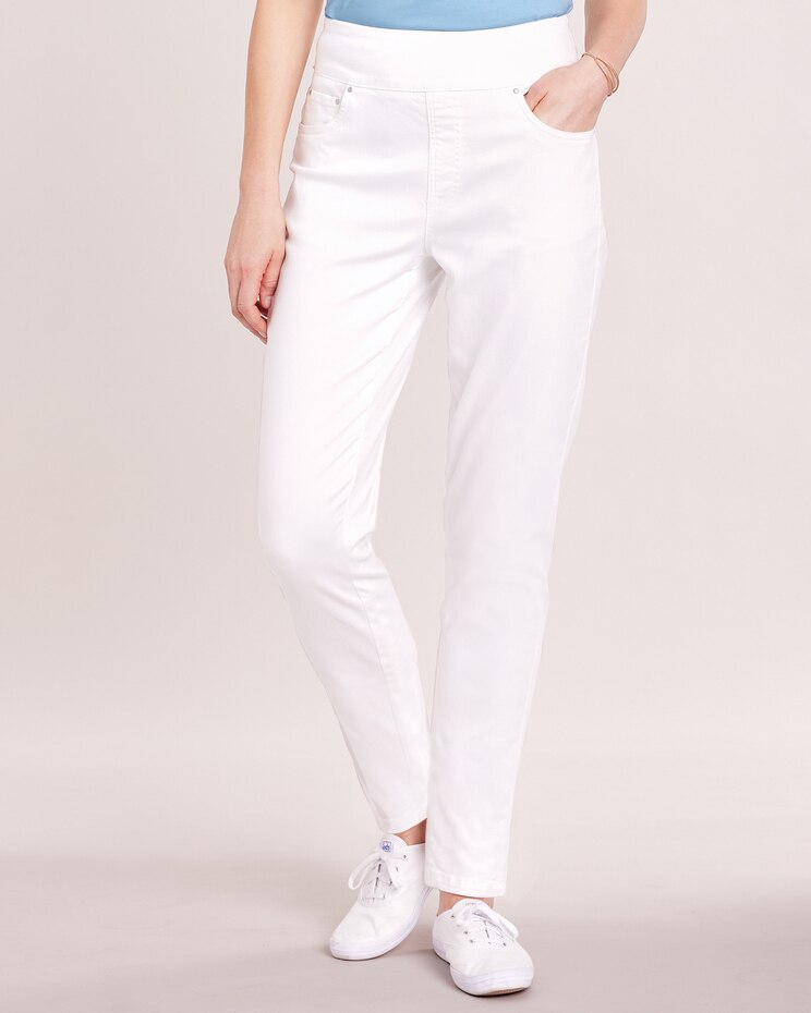 DenimEase Flat-Waist Pull-On Jeans image number 1