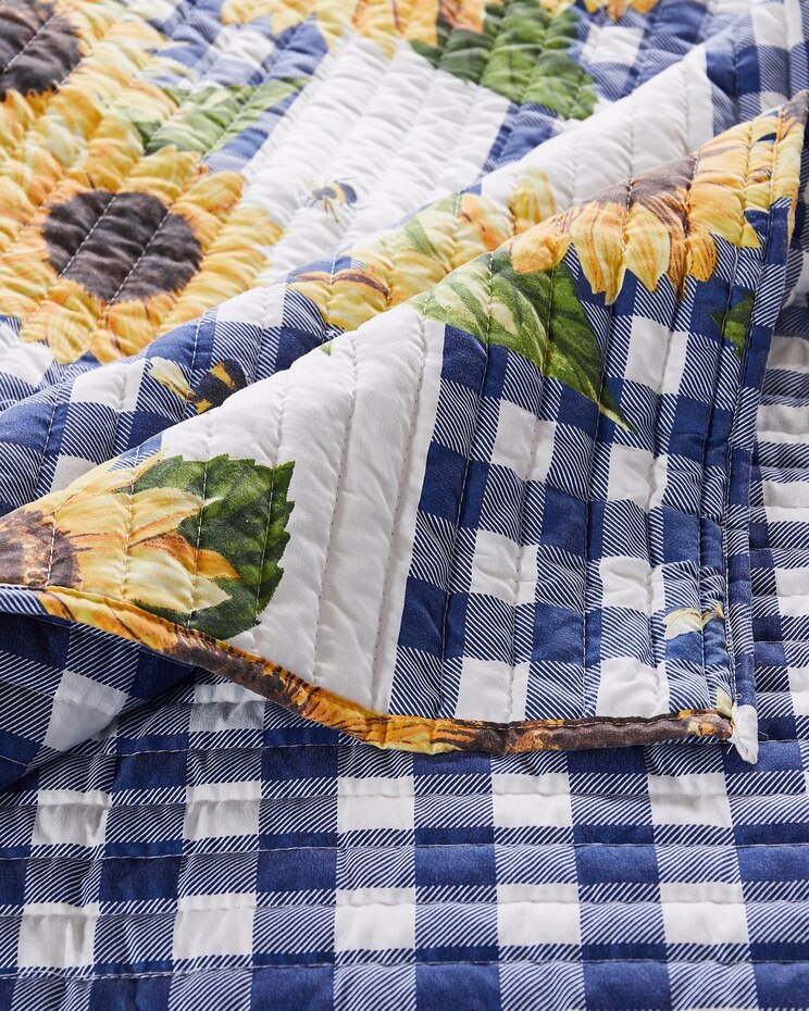 Sunflower Quilt Set image number 3