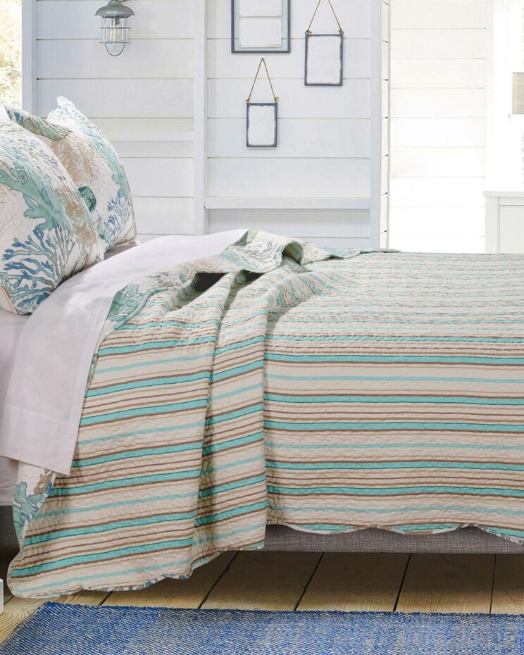 Atlantis Quilt Set image number 2