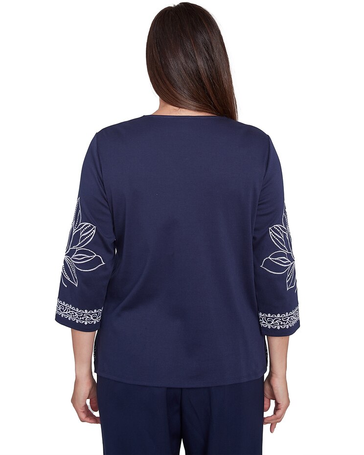Alfred Dunner® Block Island Dynamic Floral Embroidered V Neck Top image number 2