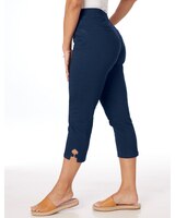 Ring Detail Capris thumbnail number 3