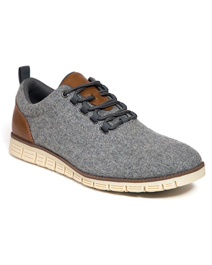 Deer Stags Men's Status Comfort Fashion Sneaker image number 1