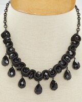 Luxe Velvet Gems Necklace thumbnail number 3