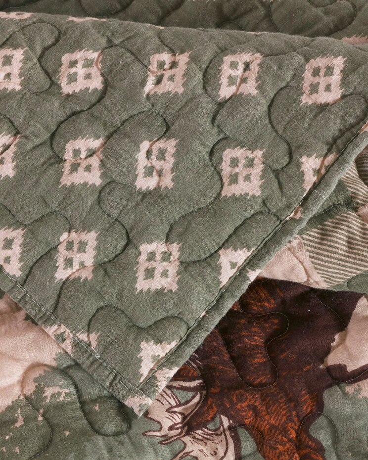 Moose Creek Quilt Set image number 3