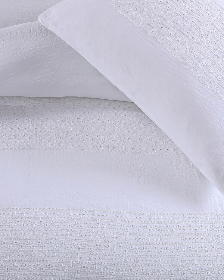 Layla 3PC Comforter Set image number 3