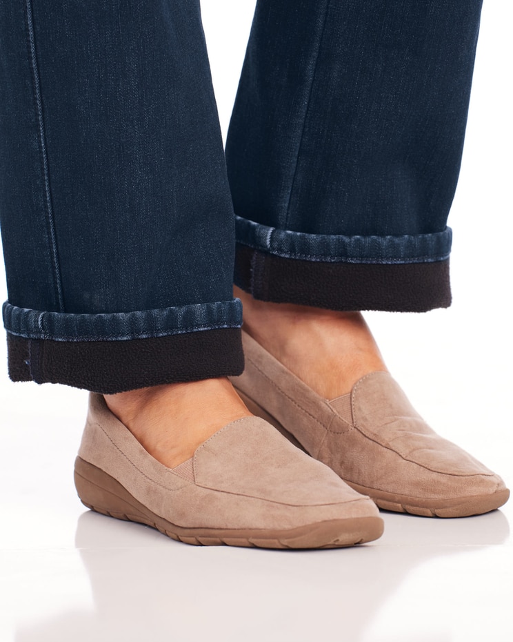 DenimEase™ Fleece Lined Jeans image number 3