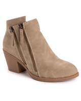 MUK LUKS® Womens Yellowstone Yardley Boots thumbnail number 1