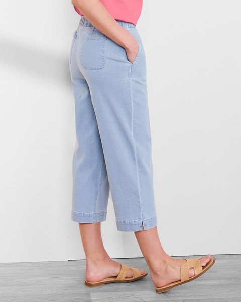 DreamFlex Denim Patch-Pocket Capris 