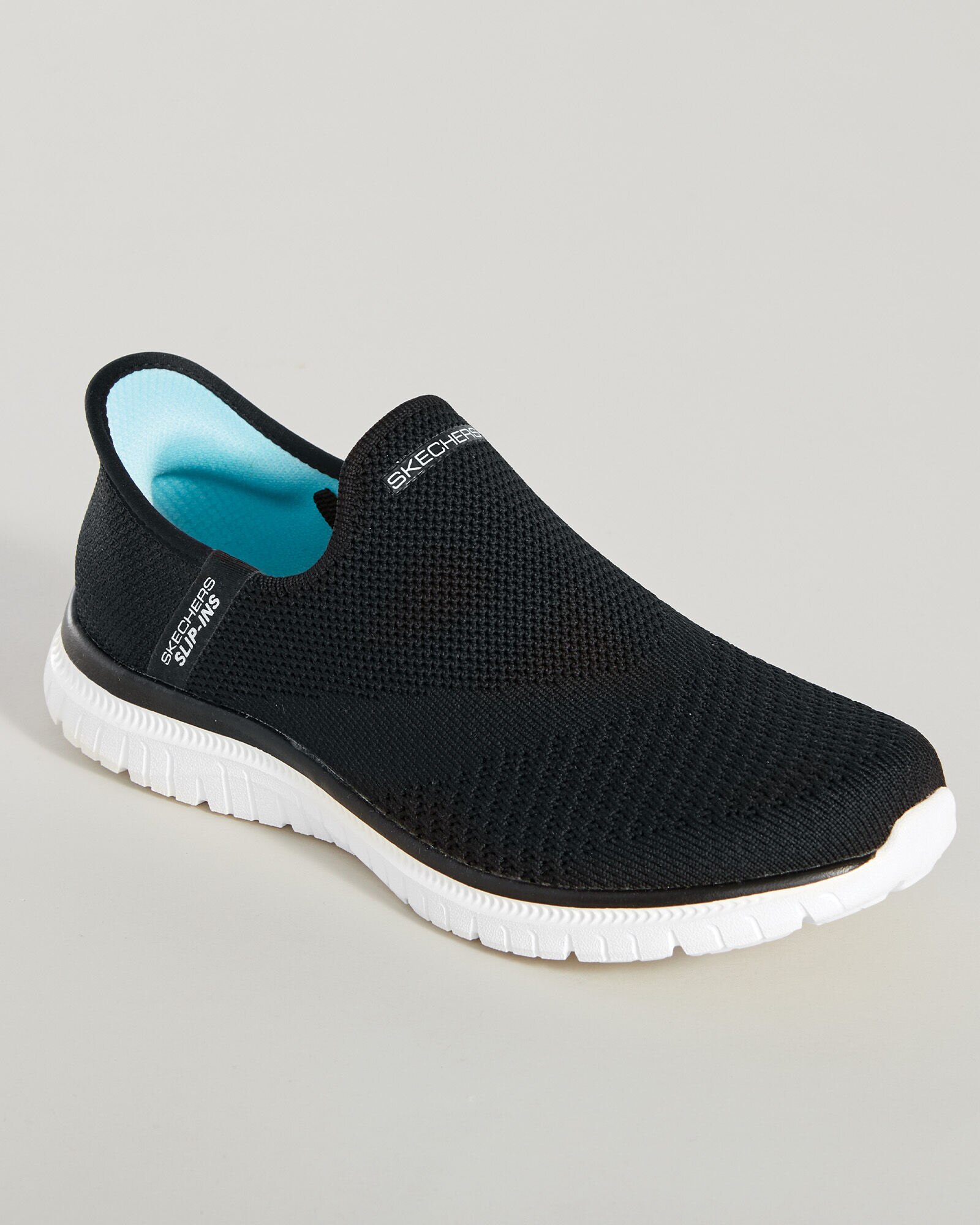 Skechers go sleek top