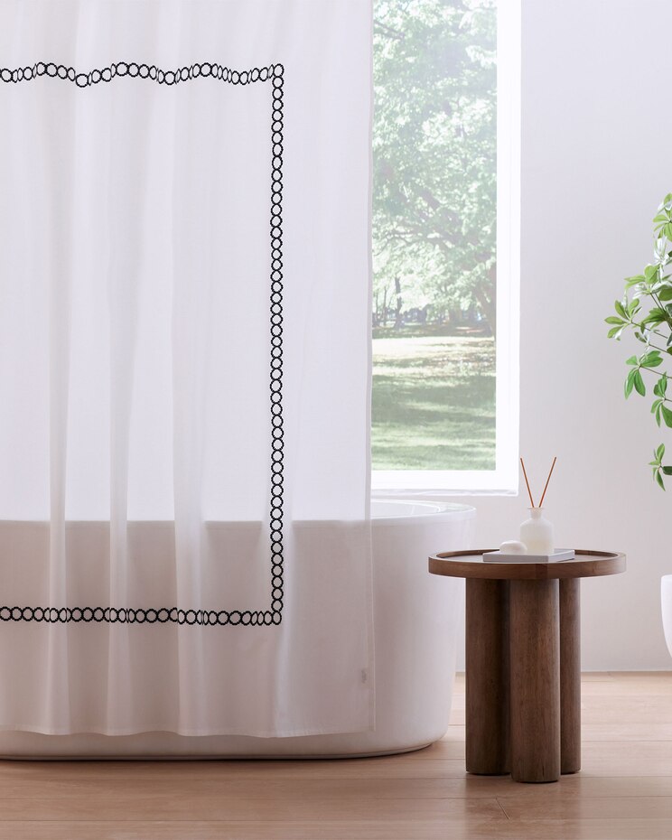 Anti-Allergen Savoy Cotton Shower Curtain image number 1
