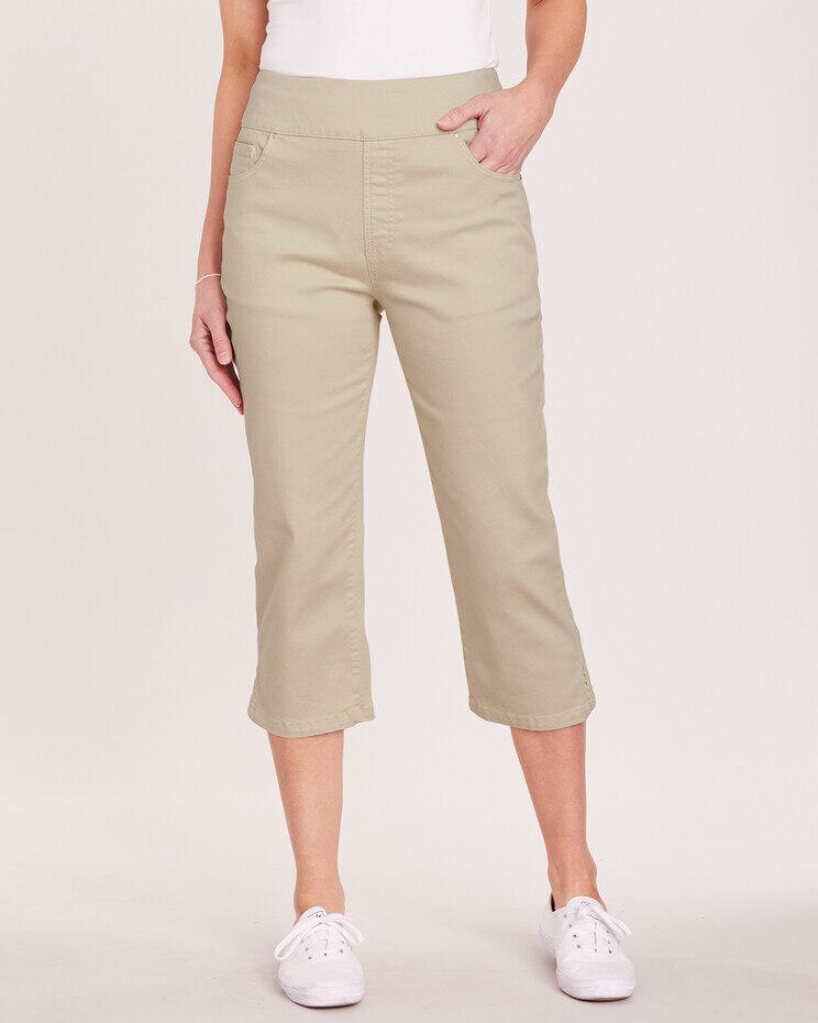 DenimEase Flat-Waist Capris