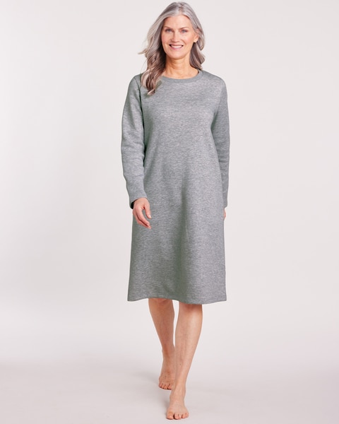 Better-Than-Basic Fleece Lounger