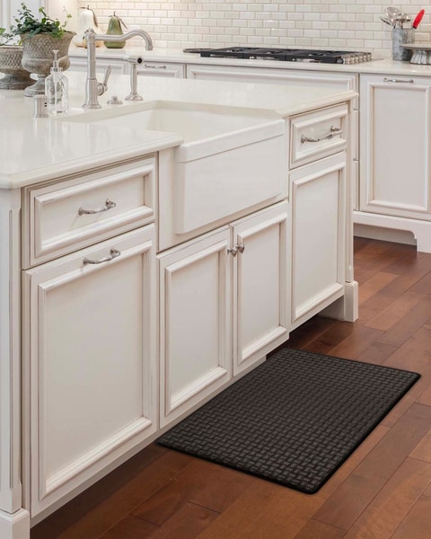 Woven-Embossed Faux Leather Anti Fatigue Mat