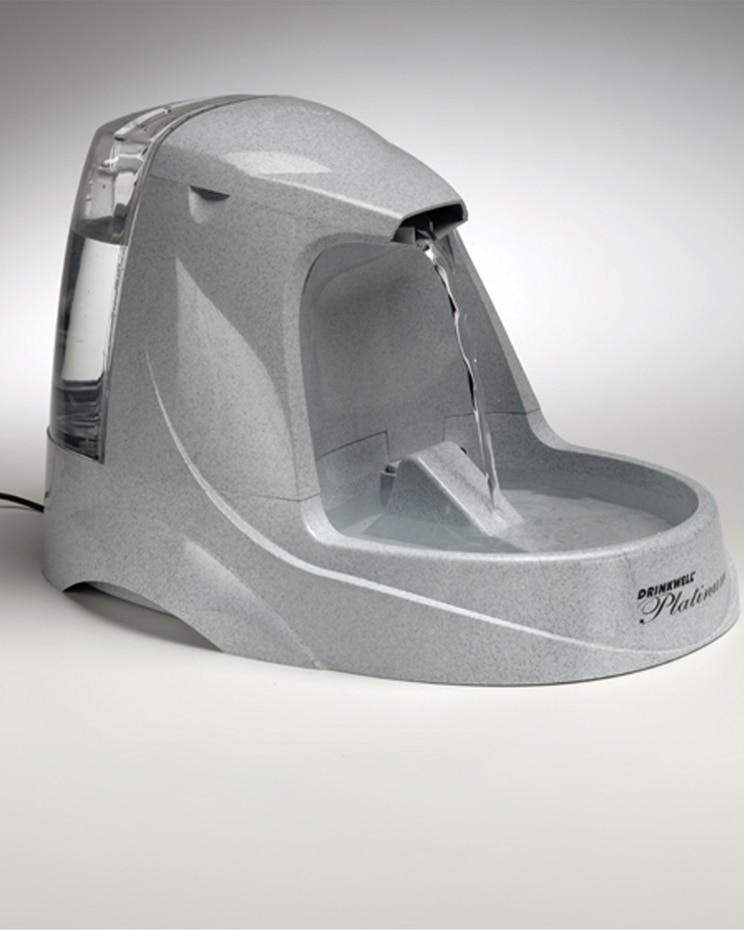 Drinkwell Platinum Pet Fountain image number 1