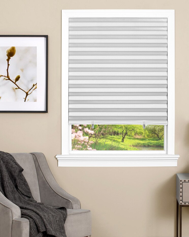 Cordless 1-2-3 Vinyl Room Darkening Pleated Window Shade image number 1