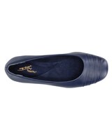 Easy Street Hayes Square Toe Flats thumbnail number 3