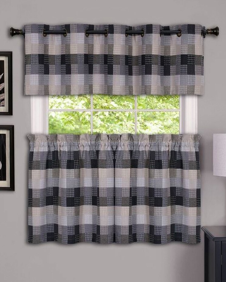 Harvard Grommet Valance image number 1