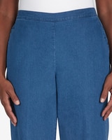 Alfred Dunner® Classic Fit Denim Capri Pant with Pockets thumbnail number 10