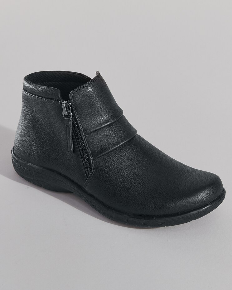Zozo Shootie By Easy Street® image number 1