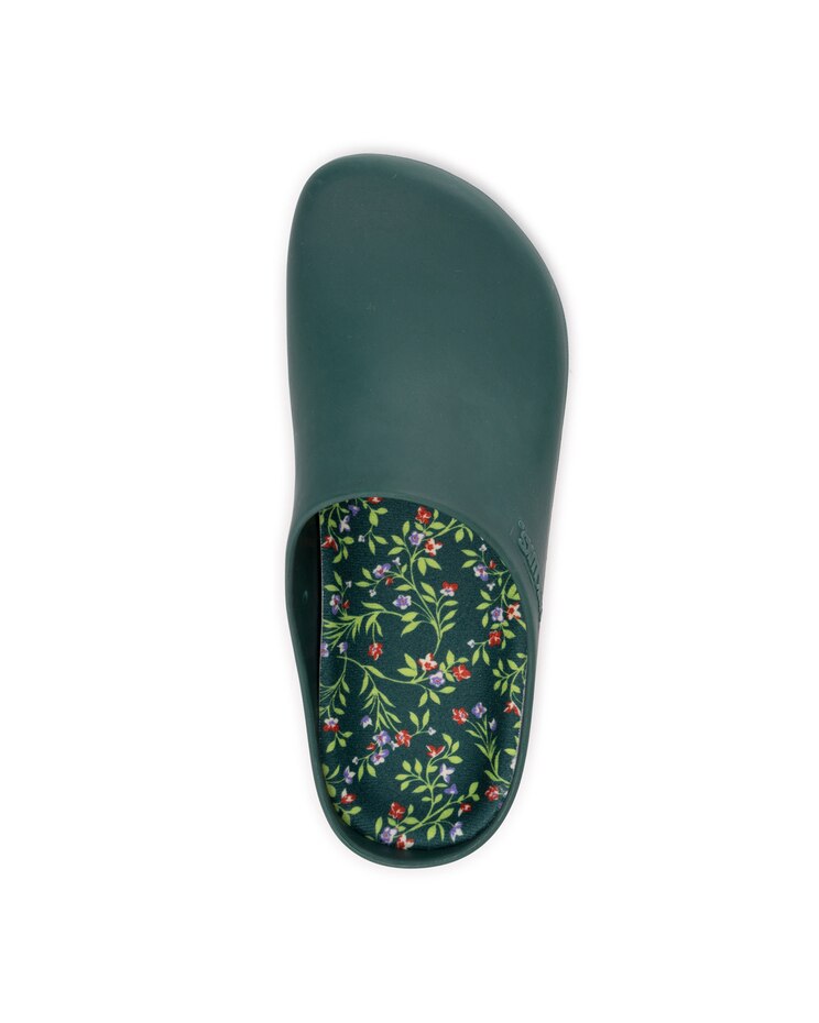 MUK LUKS® Women's Garden Clog and Glove Set image number 5