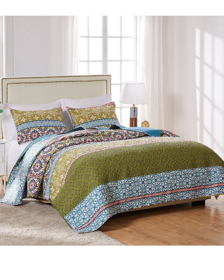Shangri-La Quilt Set image number 1