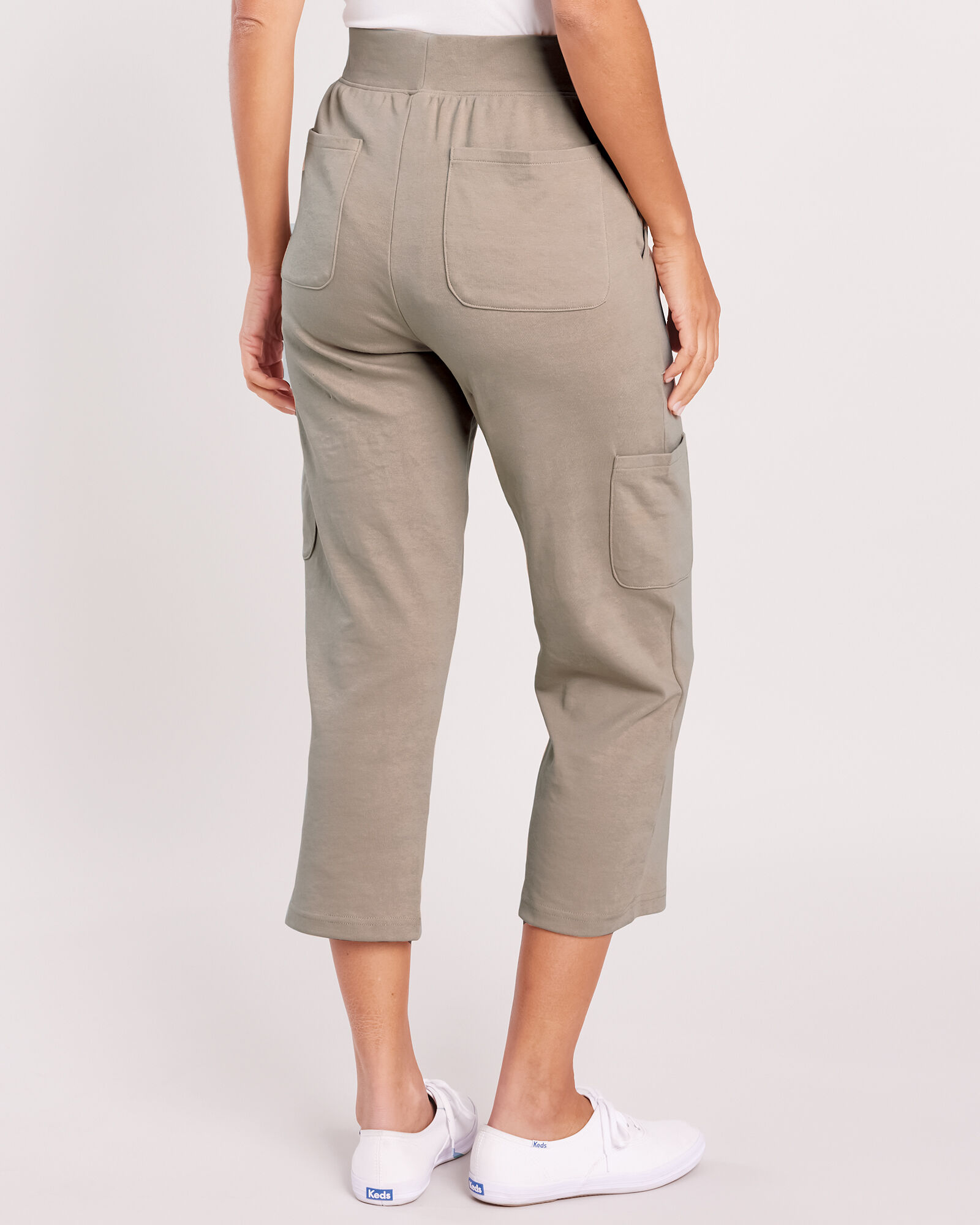 Essential Knit 6 Pocket Capris