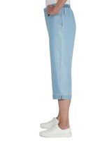 Alfred Dunner® Classic Fit Denim Capri Pant with Pockets thumbnail number 8