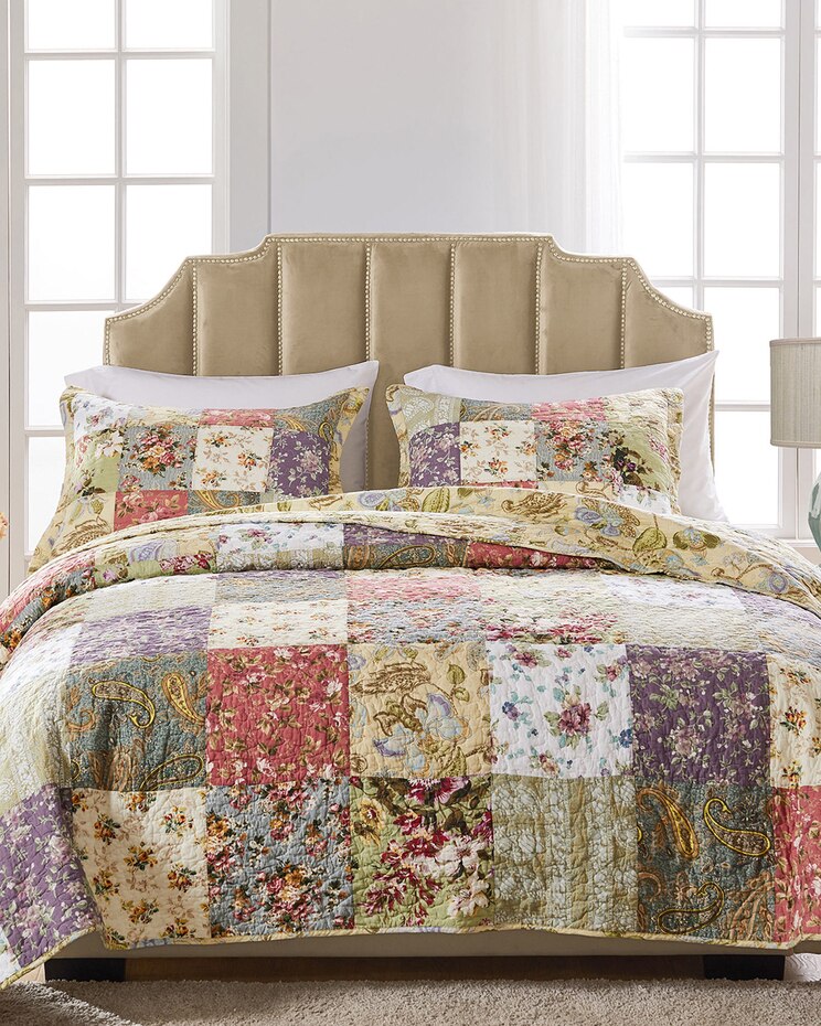 Blooming Prairie Quilt Set image number 1