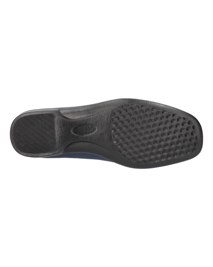 Easy Street Hayes Square Toe Flats image number 4