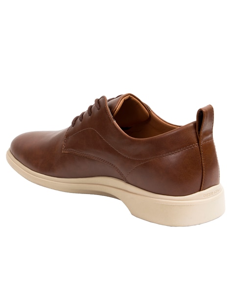 Deer Stags Lisbon Dress Oxford Shoe