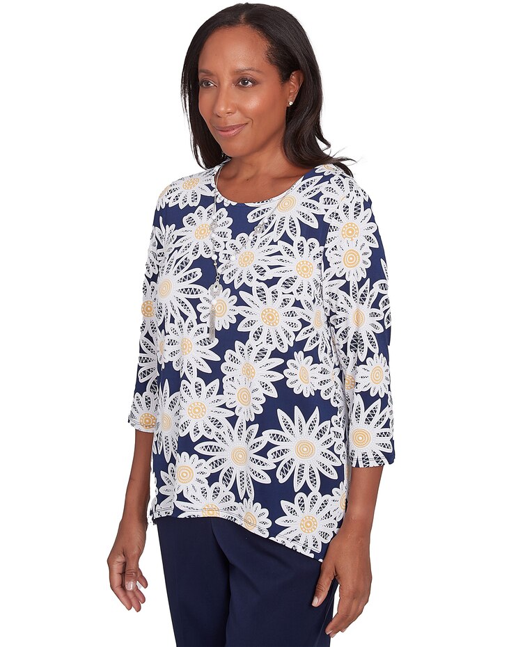 Alfred Dunner® Block Island Daisy Puff Print Top with Necklace image number 3