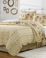 Antique Rose Quilt Set thumbnail number 2