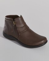Zozo Shootie By Easy Street® thumbnail number 1