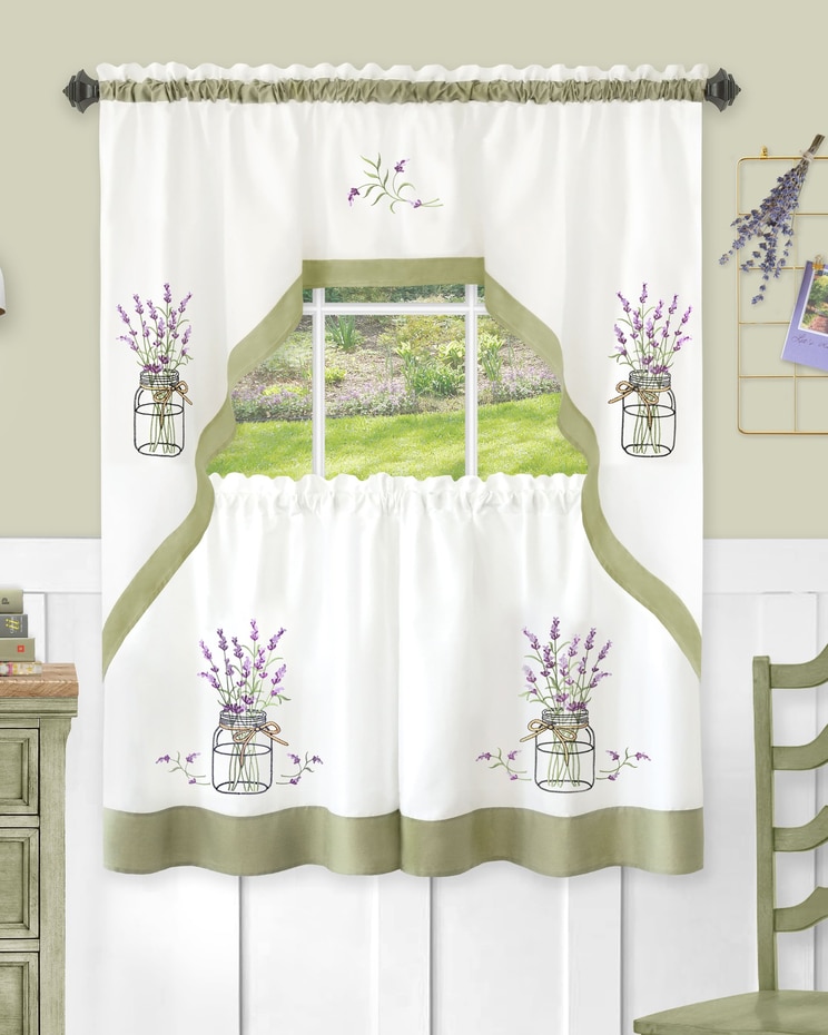 Lavender Embellished Tier and Swag Set image number 1