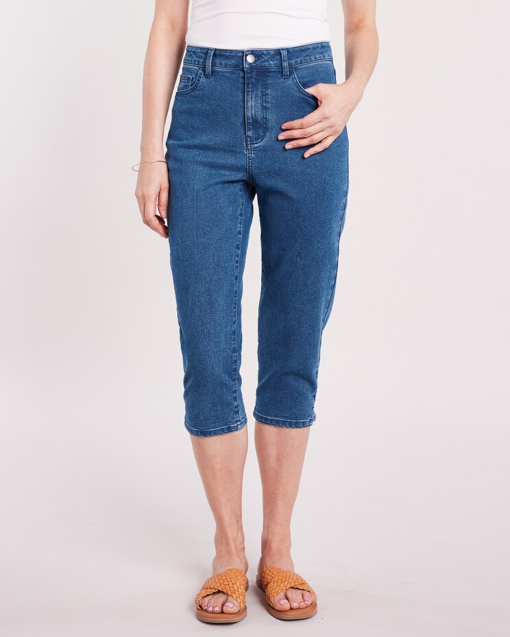 DenimEase™ Classic 5-Pocket Capris image number 1