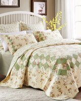 Bliss Quilt Set thumbnail number 1