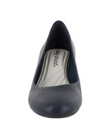 Easy Street Proper Pumps thumbnail number 2
