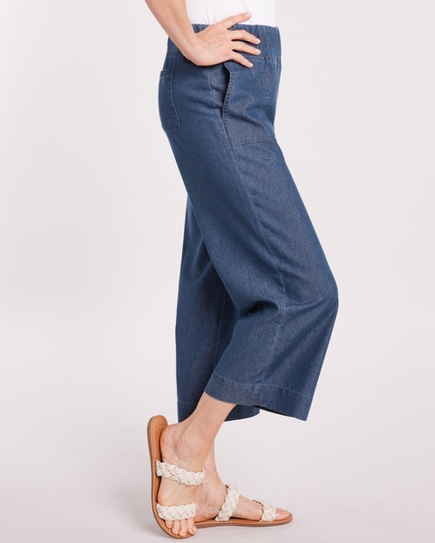 DenimLite Cropped Mid-Rise Flare Pants