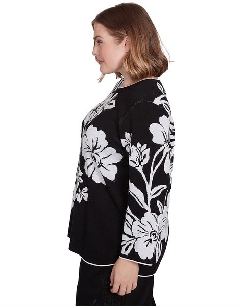Alfred Dunner® Wild At Heart Dramatic Floral Crew Neck Top
