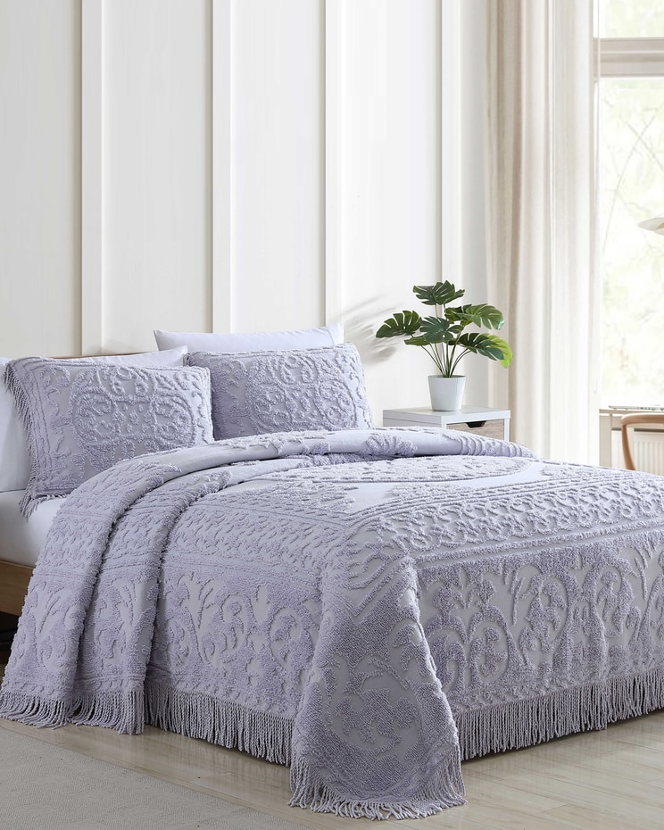 Medallion Chenille Bedspread image number 1