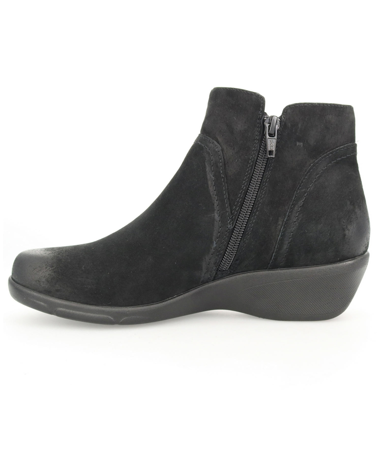 Propet Women's Waverly Suede Ankle Boots image number 2