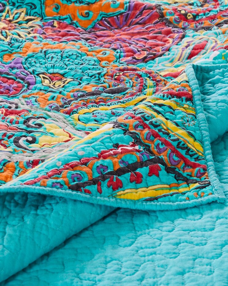 Nirvana Quilt Set image number 2