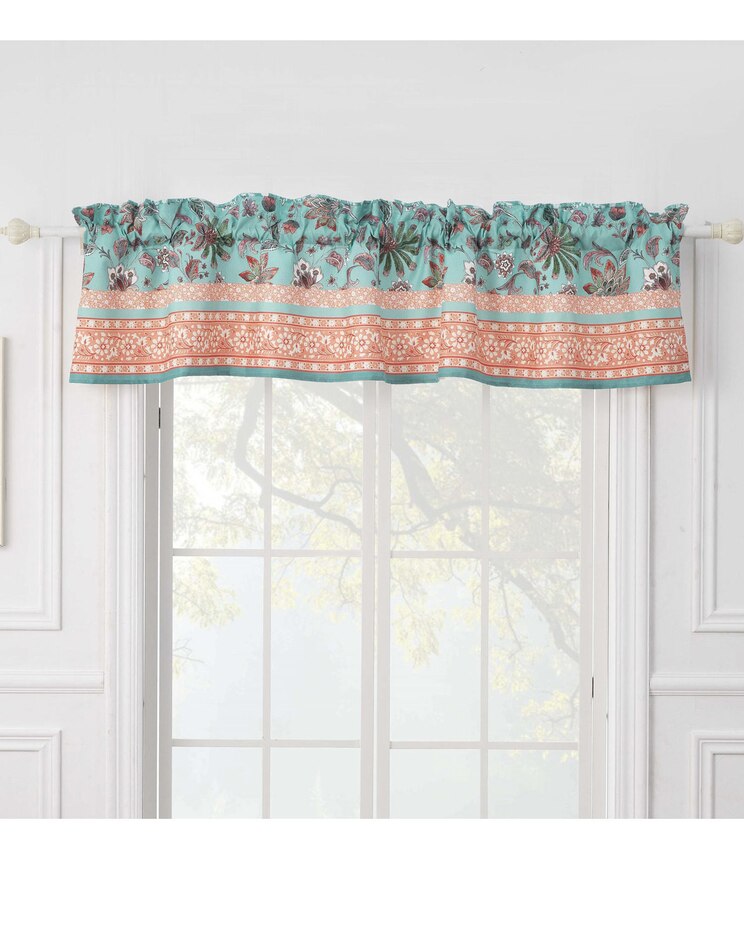 Audrey Valance image number 1