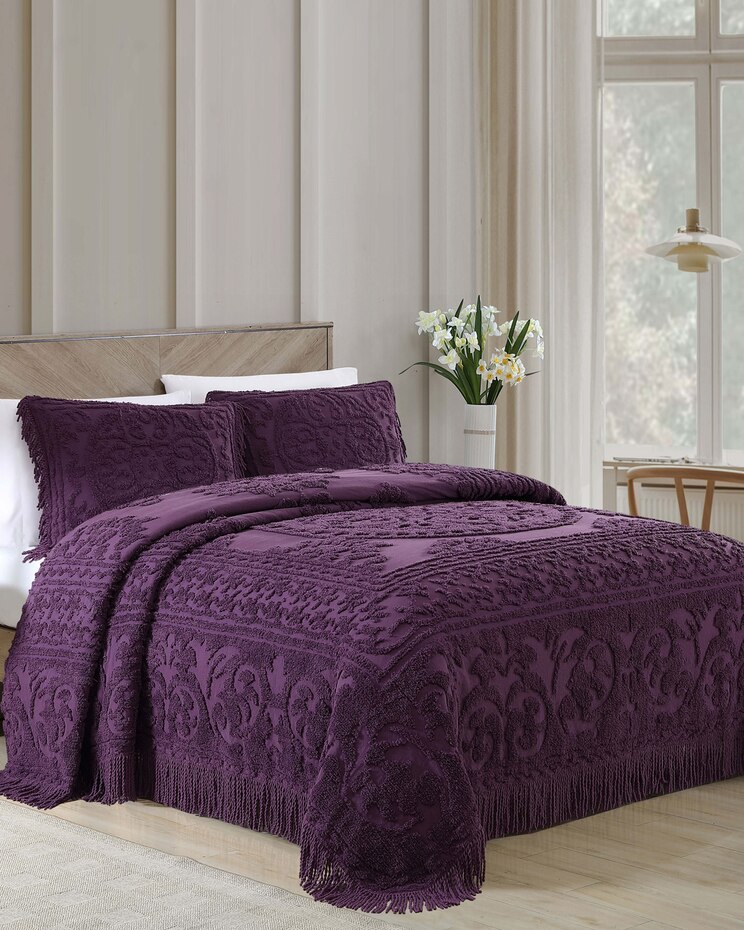 Medallion Chenille Bedspread image number 1