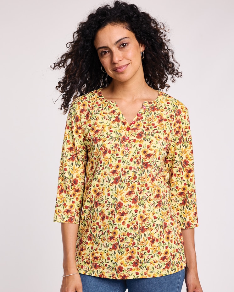 Essential Knit Three-Quarter Sleeve Henley. image number 1